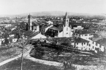 Volpiano ieri e oggi - Vista panoramica dalle mura del Castello verso Est ieri